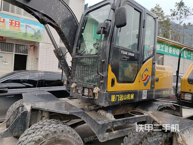 驾驶室整体（整机外观）