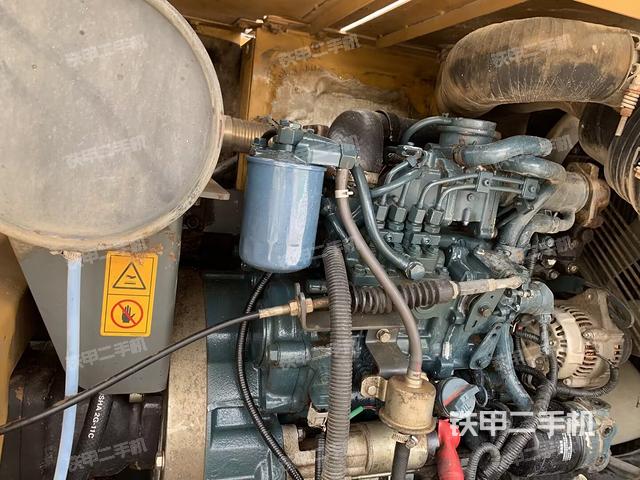 发动机整体俯视（整机外观）