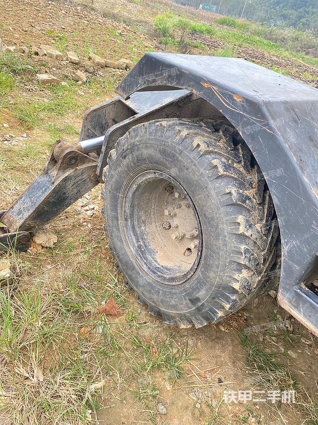 单侧履带整体（整机外观）