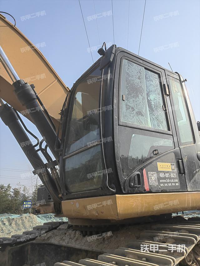 驾驶室整体（整机外观）