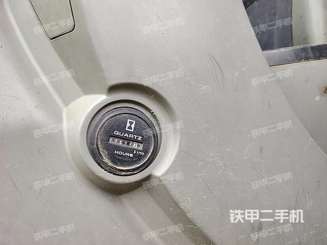 驾驶室整体（整机外观）