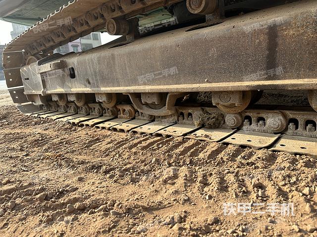 驾驶室整体（整机外观）