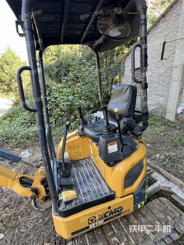 驾驶室整体（整机外观）