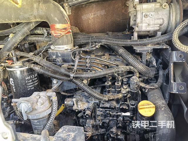 发动机整体俯视（整机外观）