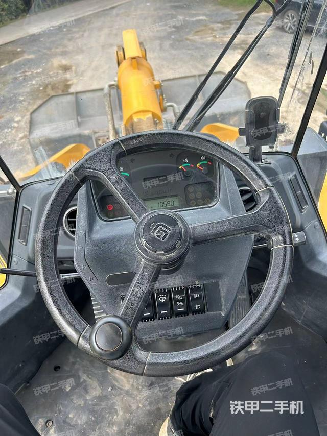 驾驶室操作台（整机外观及大件）