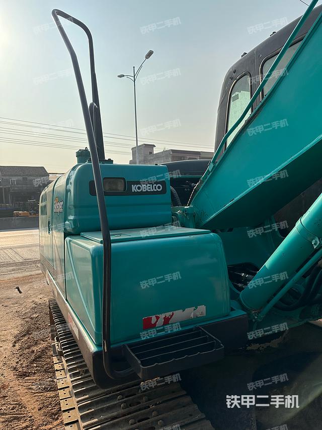 整机右后45°（整机外观）