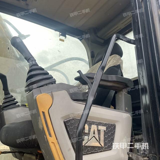 驾驶室整体（整机外观）