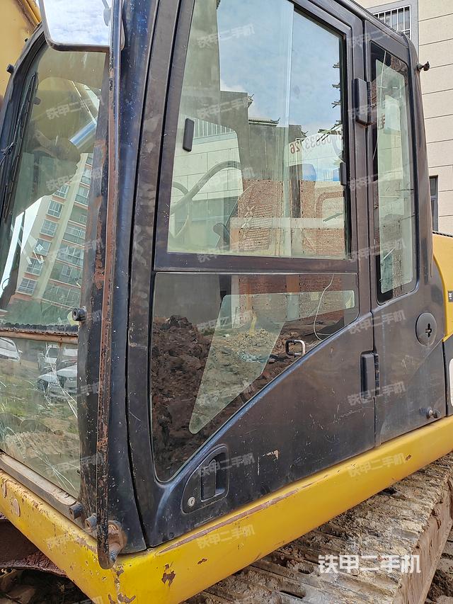 驾驶室整体（整机外观）