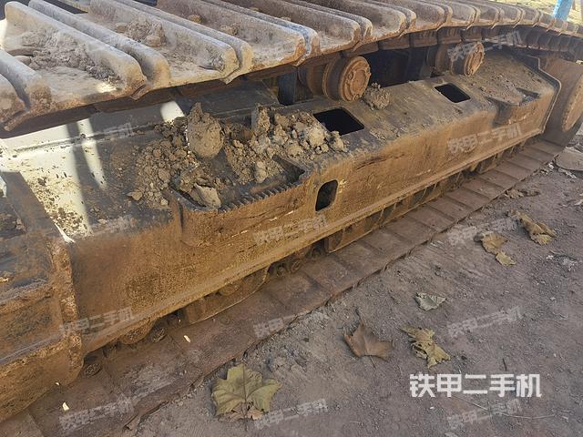 单侧履带整体（整机外观）