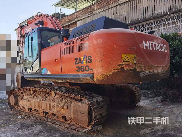 整机右后45°(整机外观) 整机右后45°(整机外观)