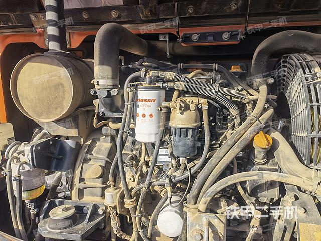 发动机整体俯视（整机外观）