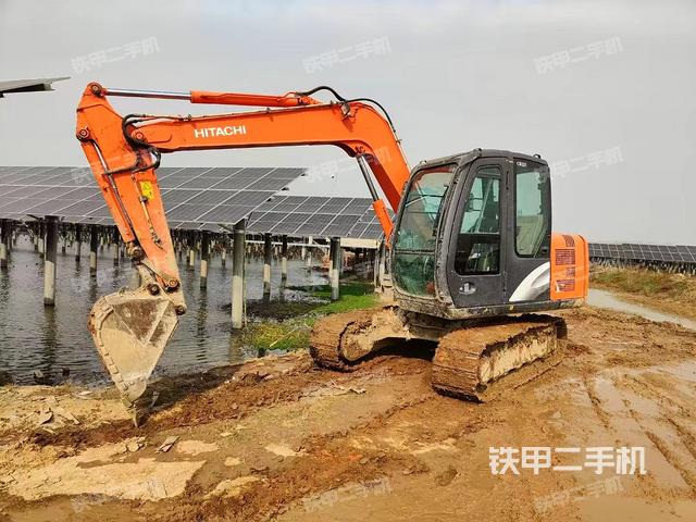 日立ZX70-5A挖掘機(jī)