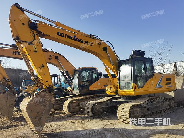 龍工LG6240E挖掘機(jī)