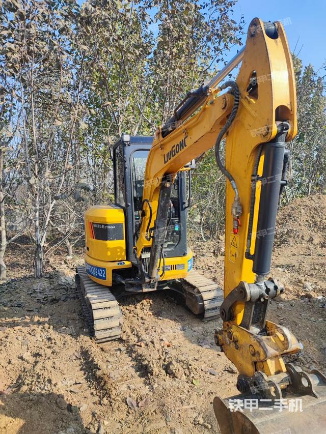 整机右后45°（整机外观）