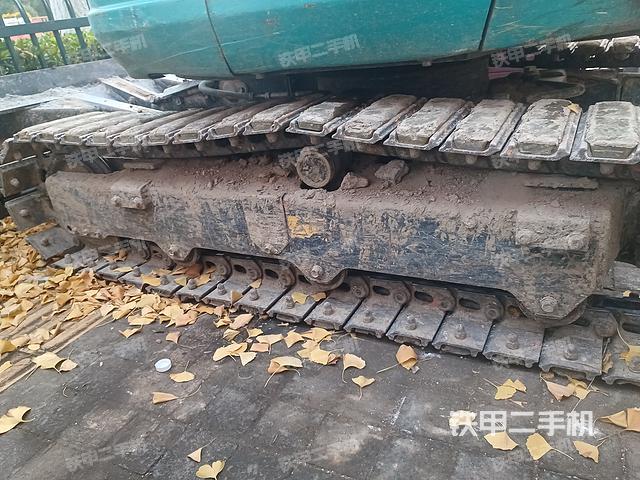 单侧履带整体（整机外观）