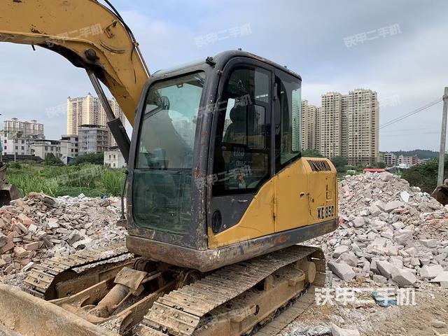 驾驶室整体（整机外观）