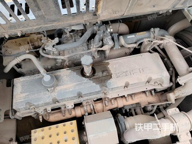 发动机整体俯视（整机外观）