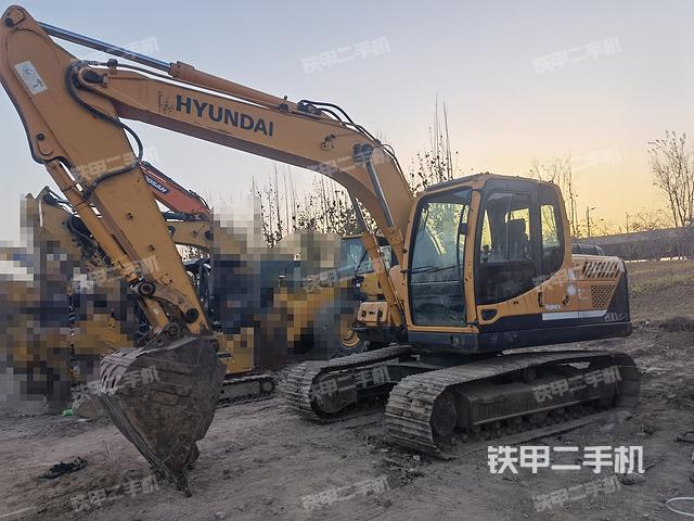 現(xiàn)代R150LC-9挖掘機(jī)