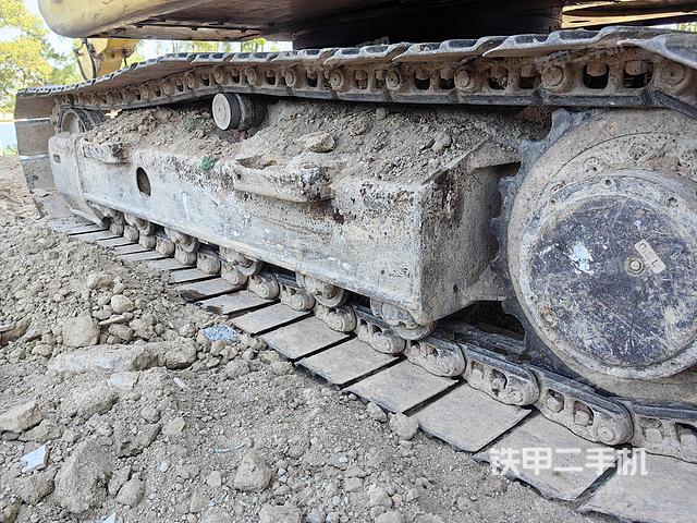 单侧履带整体（整机外观）