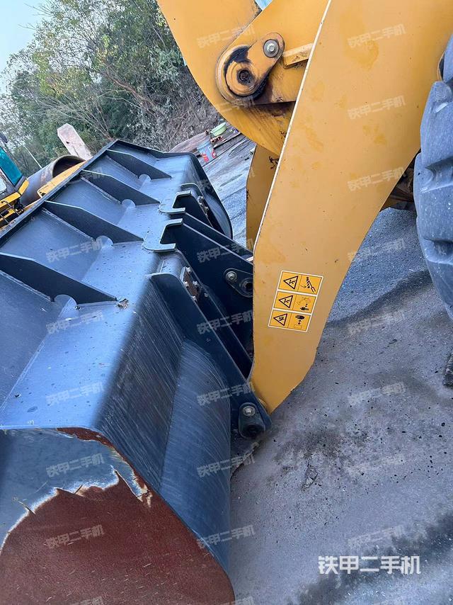 工作装置整体（整机外观及大件）