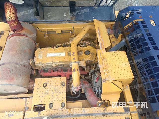 发动机整体俯视（整机外观）