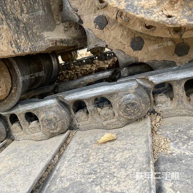 单侧履带整体（整机外观）