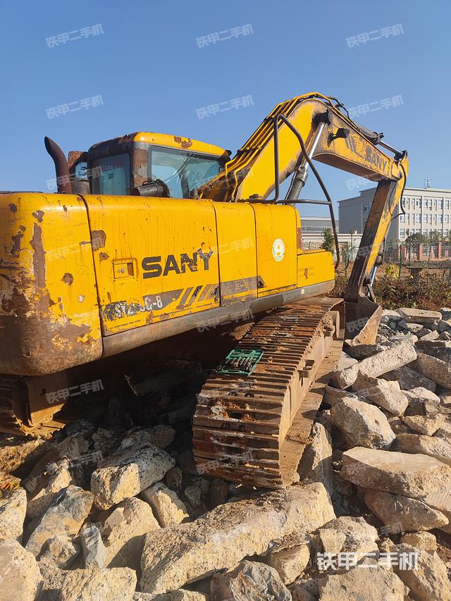 整机右后45°(整机外观) 整机右后45°(整机外观)