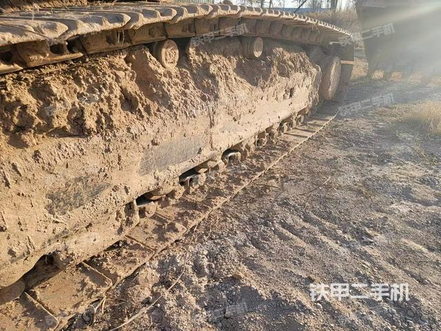 单侧履带整体（整机外观）