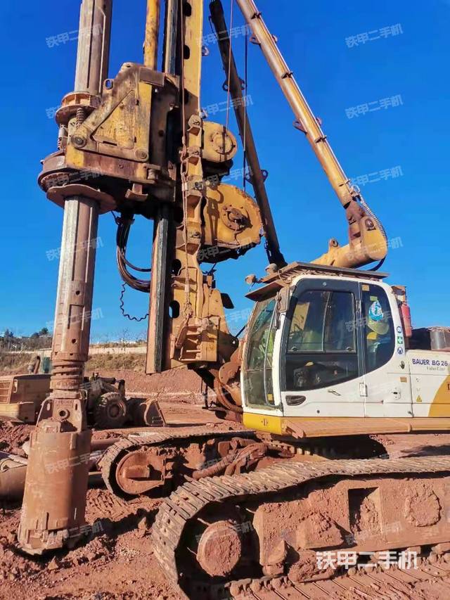 整机右后45°（设备外观及核心部件）