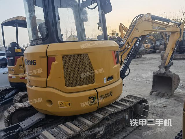 整机右后45°（整机外观）