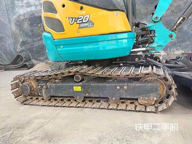 单侧履带整体（整机外观）