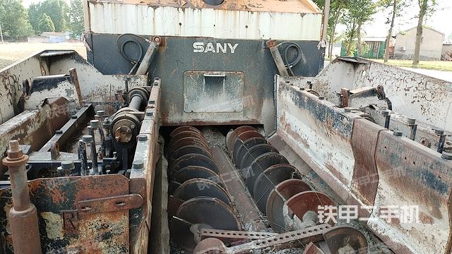 整机右侧（设备外观及核心部件）