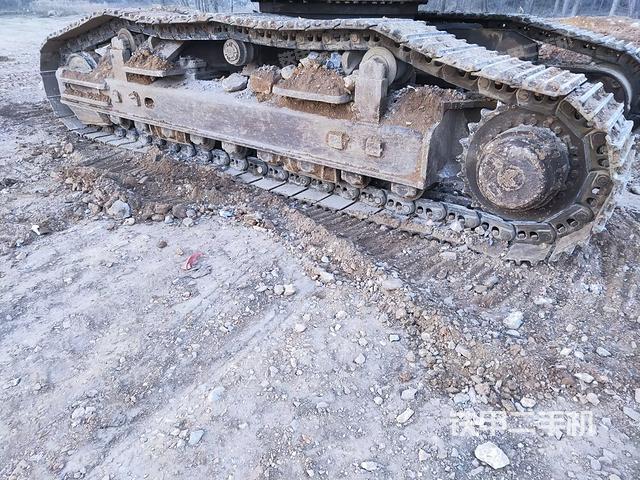 单侧履带整体（整机外观）