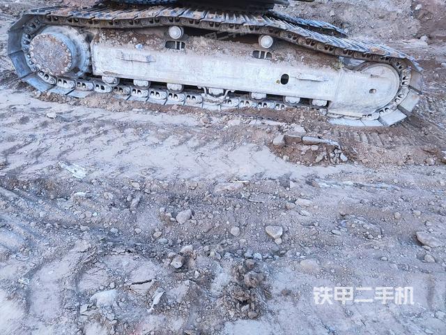 单侧履带整体（整机外观）