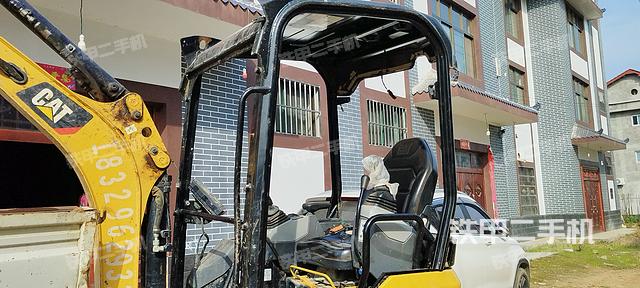 驾驶室整体（整机外观）