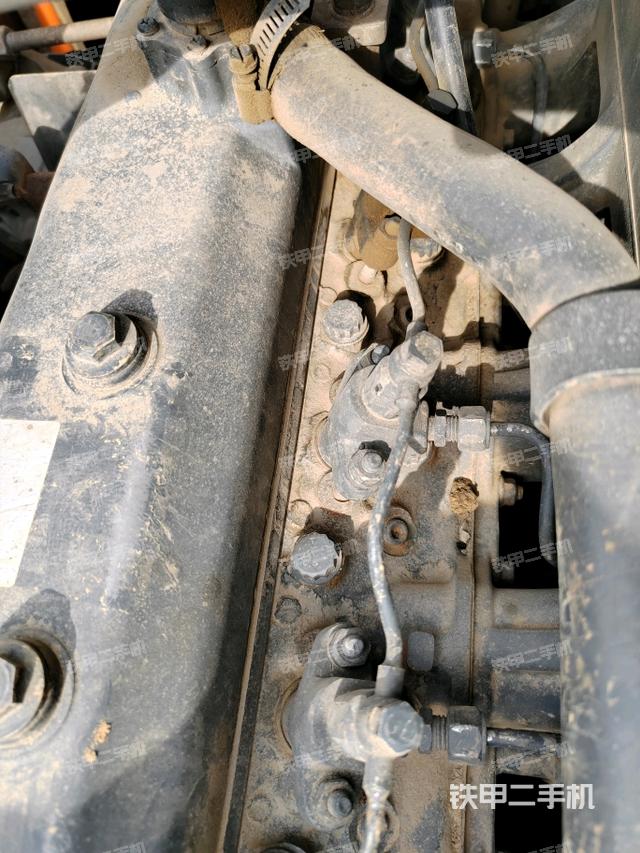 中央回转接头特写（上车部件）