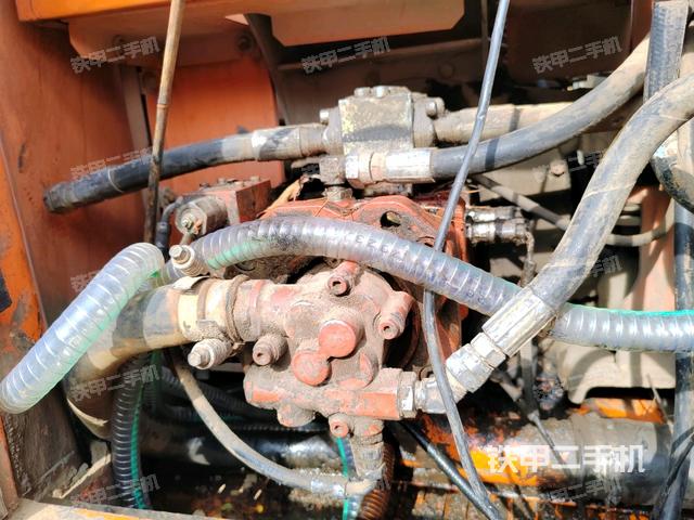 液压泵室（大件舱室）