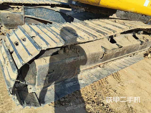 单侧履带整体（整机外观）