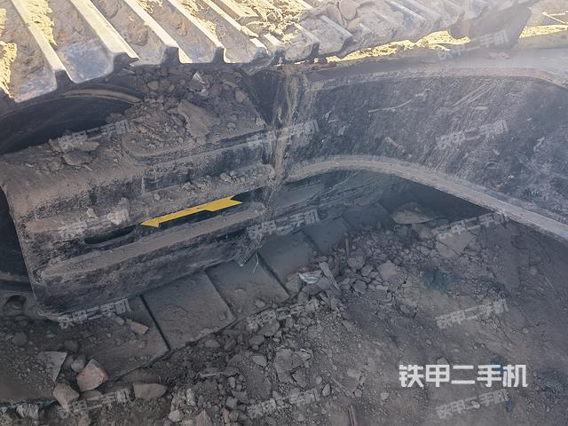 单侧履带整体（整机外观）