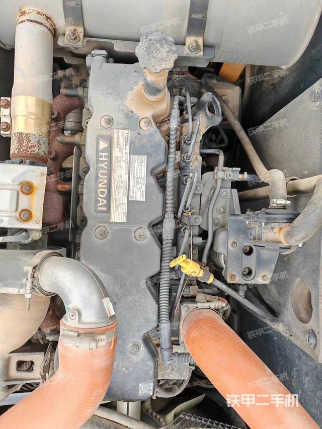 发动机整体俯视（整机外观）