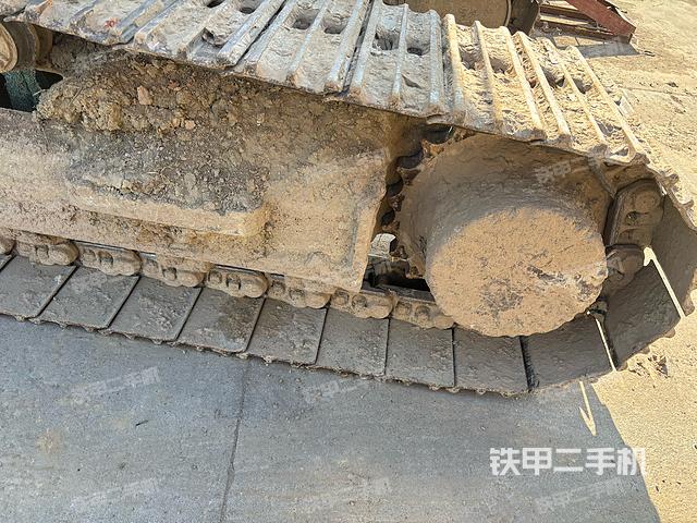 单侧履带整体（整机外观）