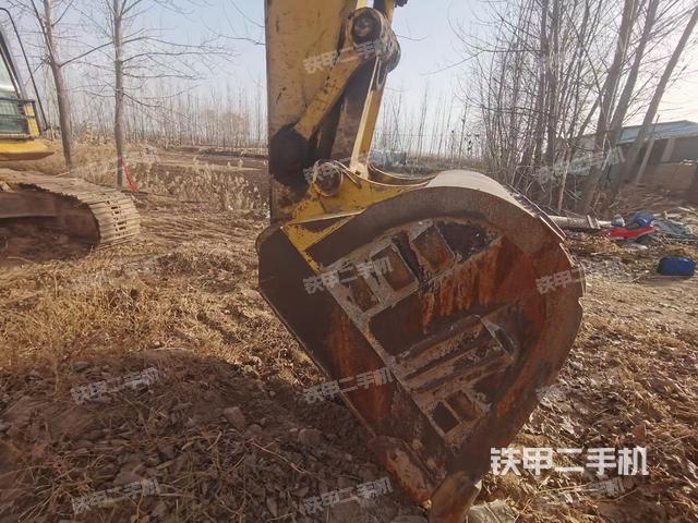 驾驶室整体（整机外观）