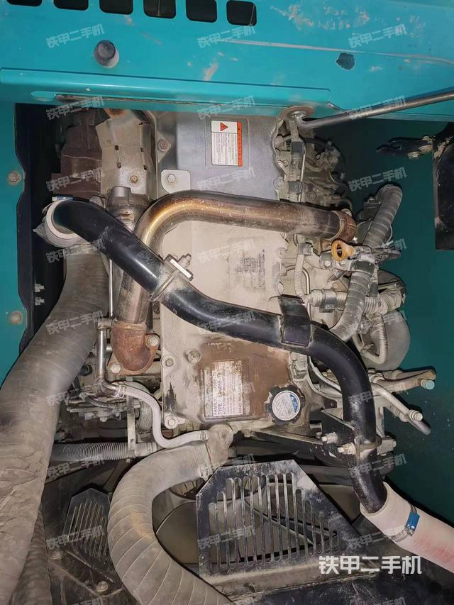 发动机整体俯视（整机外观）