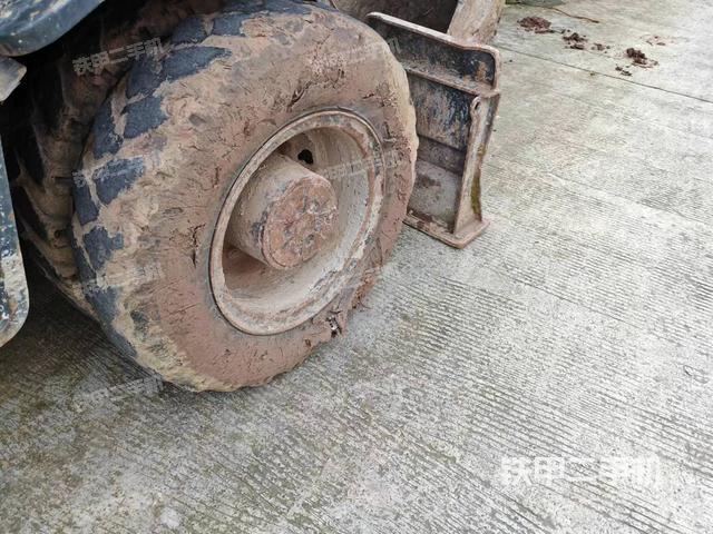 单侧履带整体（整机外观）