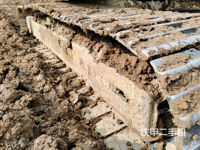 左侧履带整体 （行走机构）