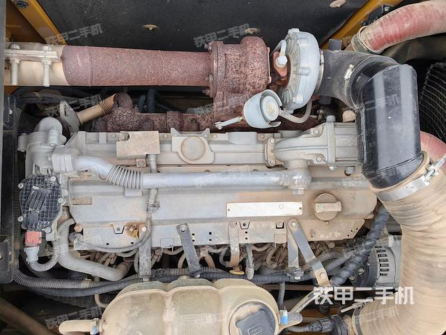 发动机整体俯视（整机外观）