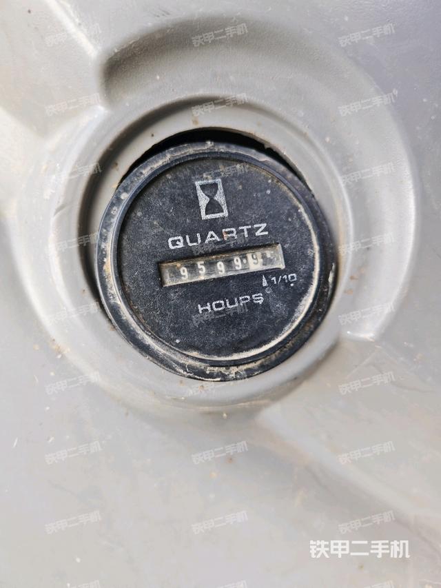 小时表(驾驶室部分) 小时表(驾驶室部分)