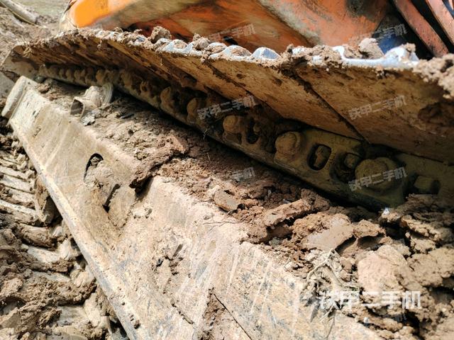 右侧行走马达盖板（行走机构）