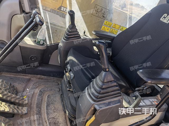 驾驶室整体（整机外观）