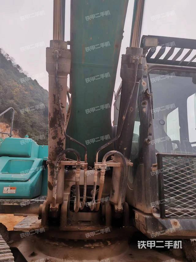 驾驶室整体（整机外观）